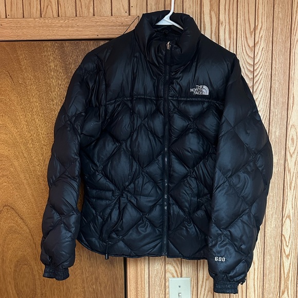 The North Face Black Puffer vintage jacket 600 woman’s medium